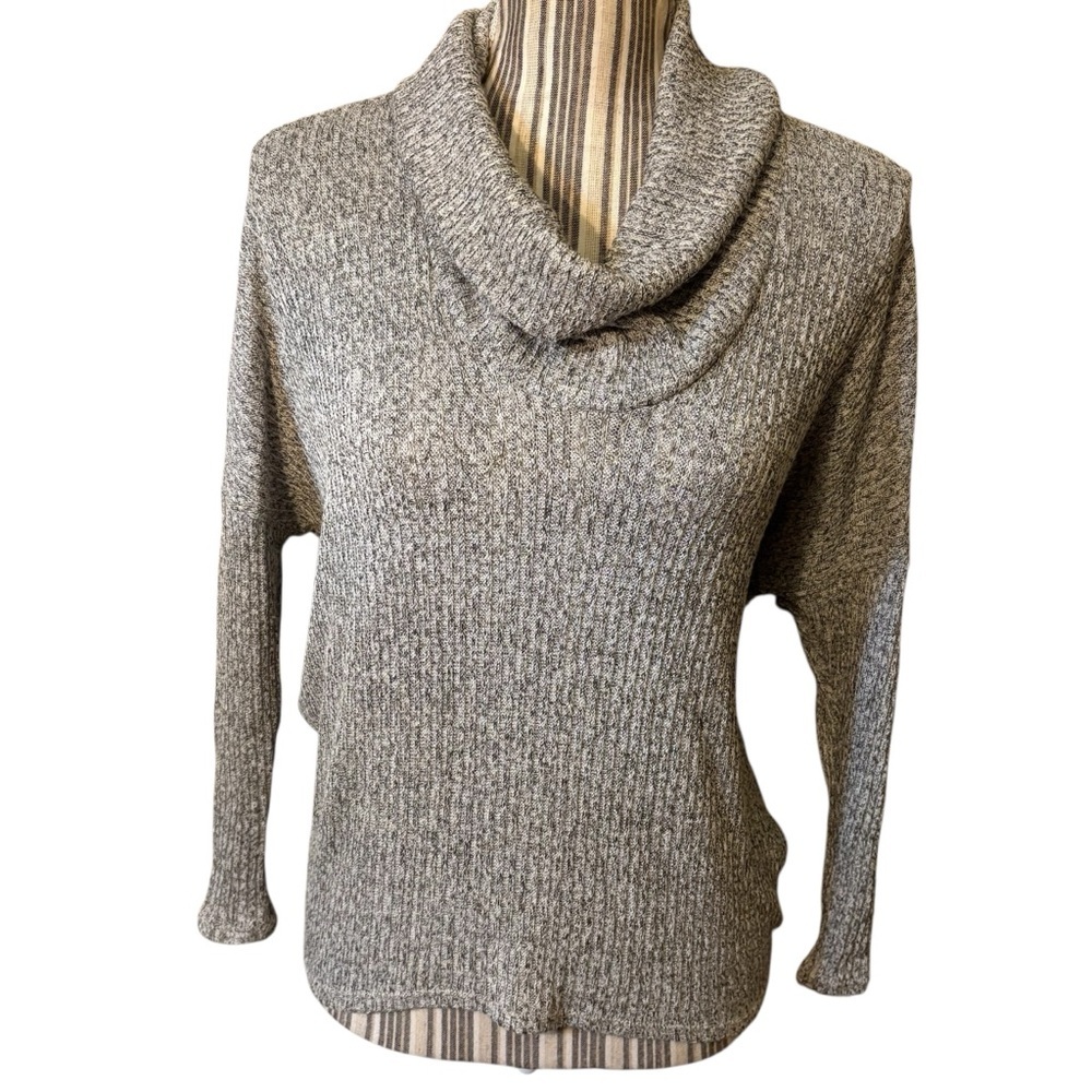 Bar III Sweater XS Heather Gray Cowl Neck 3/4 Sleeves Ribbed Knit High-Low